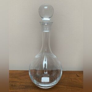New Mikasa “Nicole” ships decanter